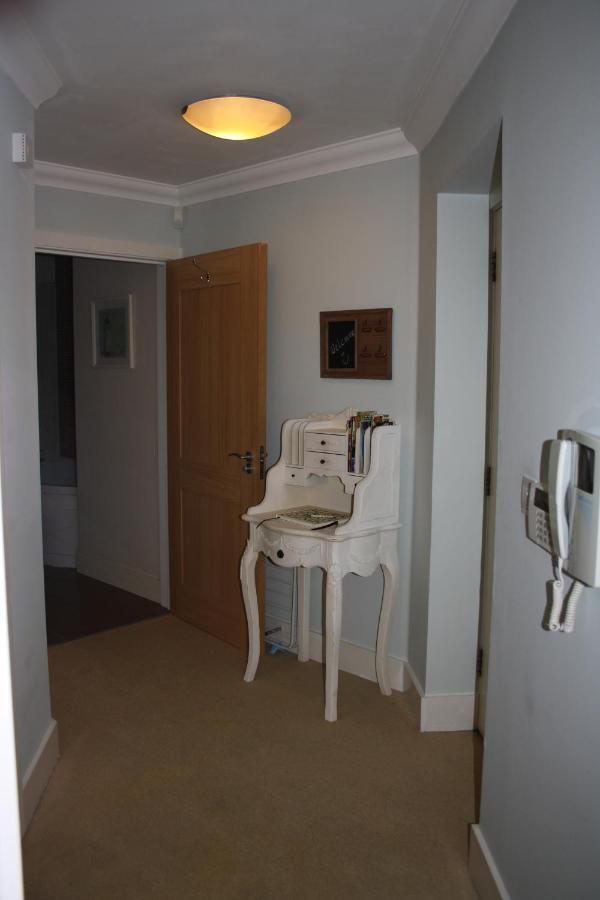 Canterbury Elms Court Διαμέρισμα Δωμάτιο φωτογραφία